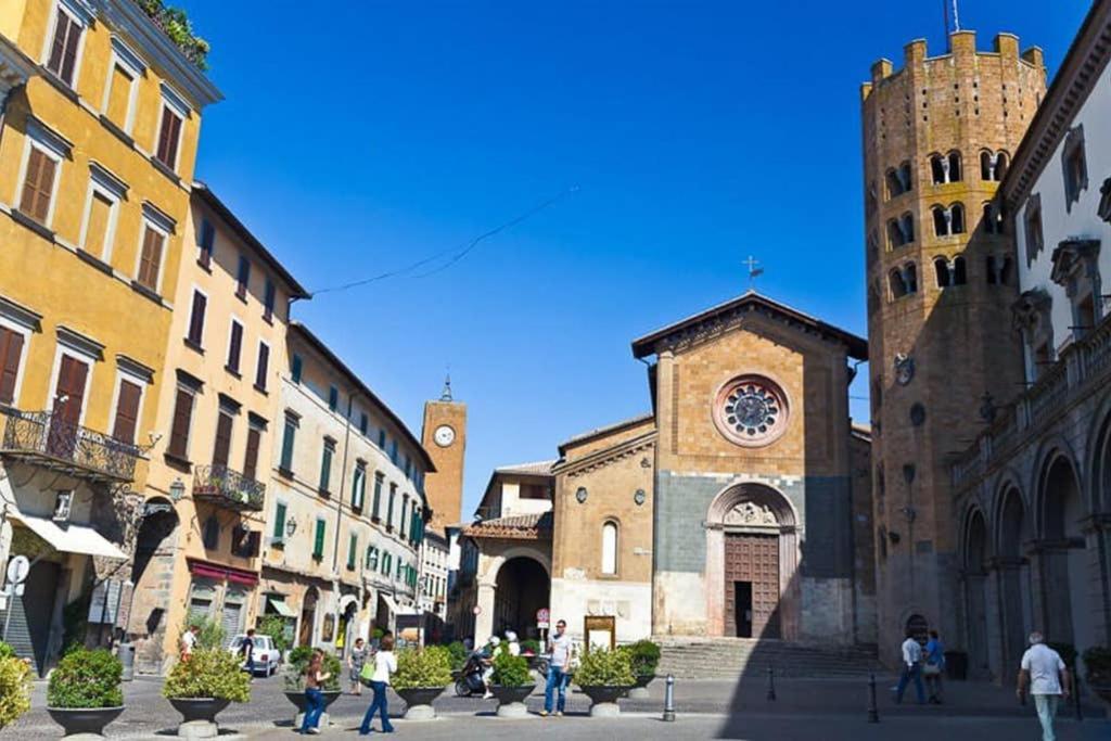 ...All'Archetto Di Sant'Andrea......Pieno Centro Orvieto Bagian luar foto