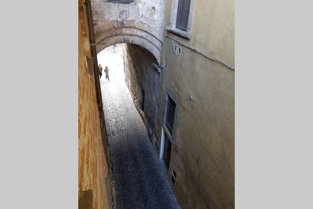 ...All'Archetto Di Sant'Andrea......Pieno Centro Orvieto Bagian luar foto